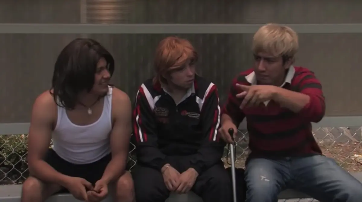 La serie fue posible gracias a la colaboración del Wevertumorro Crew, amigos de Gabriel Montiel los cuales dieron vida a los personajes de la serie.