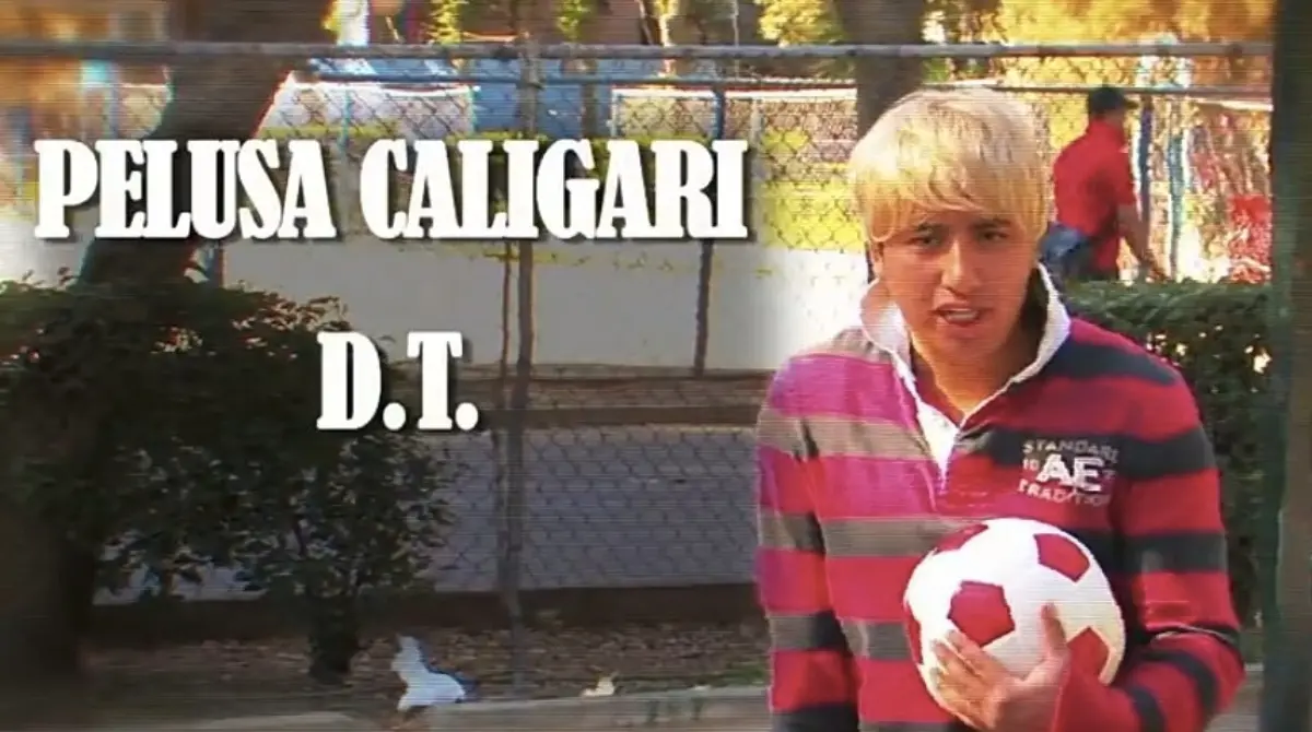 Fedelobo fue el encargado de darle vida al Pelusa Caligari, personaje principal de la historia. En su etapa como jugador ganó los Pichichis de la 1921-1922, 1953-1954 y 1989-1990, además de pasar por los clubes más importantes del mundo.