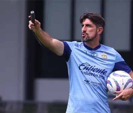 Chivas: El entrenador europeo que llegar&iacute;a para suplir a Veljko Paunovic en 2024