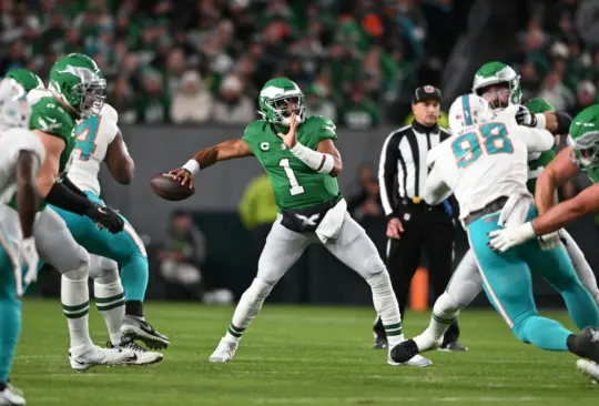 Los Philadelphia Eagles dieron un golpe de autoridad tras vencer a los Miami Dolphins en un encuentro entre favoritos para el Super Bowl. Los Philadelphia Eagles dieron un golpe de autoridad tras vencer a los Miami Dolphins en un encuentro entre favoritos para el Super Bowl.