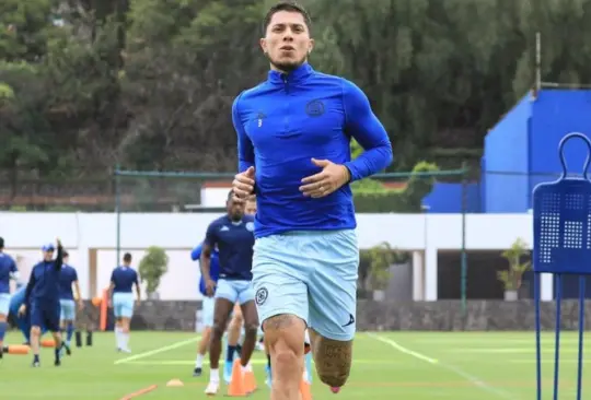 Salcedo ha pasado por varios equipos a lo largo de su carrera, pero en Cruz Azul está viviendo un mal momento.