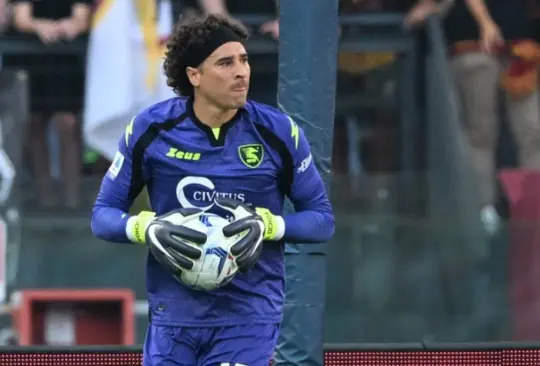 El DT de Salernitana le lanzó una advertencia a Guillermo Ochoa luego que lo dejó en la banca