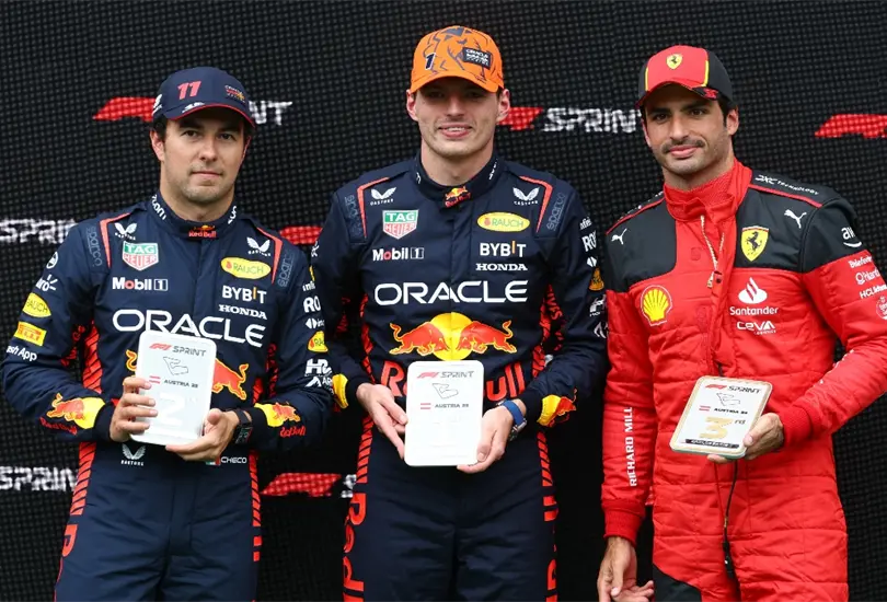 Sergio Checo P&eacute;rez y Max Verstappen encabezan el grupo de 20 pilotos que competir&aacute;n en el GP de M&eacute;xico 2023.