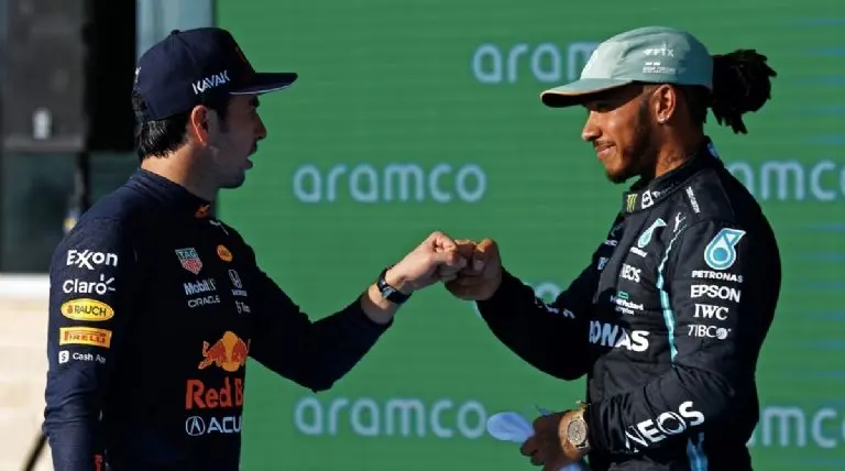 Checo Pérez y Lewis Hamilton disputan el subcampeonato de F1 en 2023 - Archivo Referee