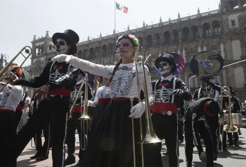 La celebraci&oacute;n de D&iacute;a de Muertos tocar&aacute; a mitades de semana.