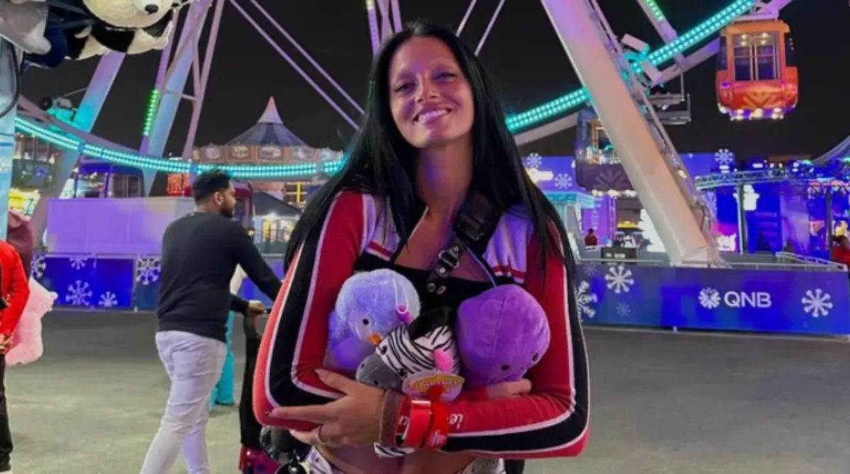 Oriana inició su carrera desde la adolescencia, por lo que ha incursionado en diferentes industrias del entretenimiento, tanto en su país como en el resto del mundo.