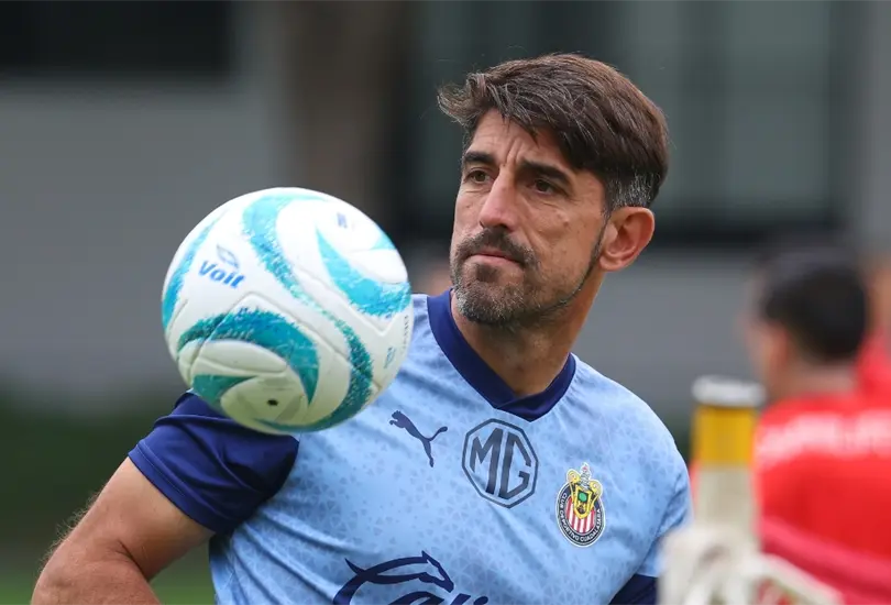 Veljko Paunovic habl&oacute; de la separaci&oacute;n de Alexis Vega y Chicote Calder&oacute;n, y de los rumores que lo ponen fuera de Chivas