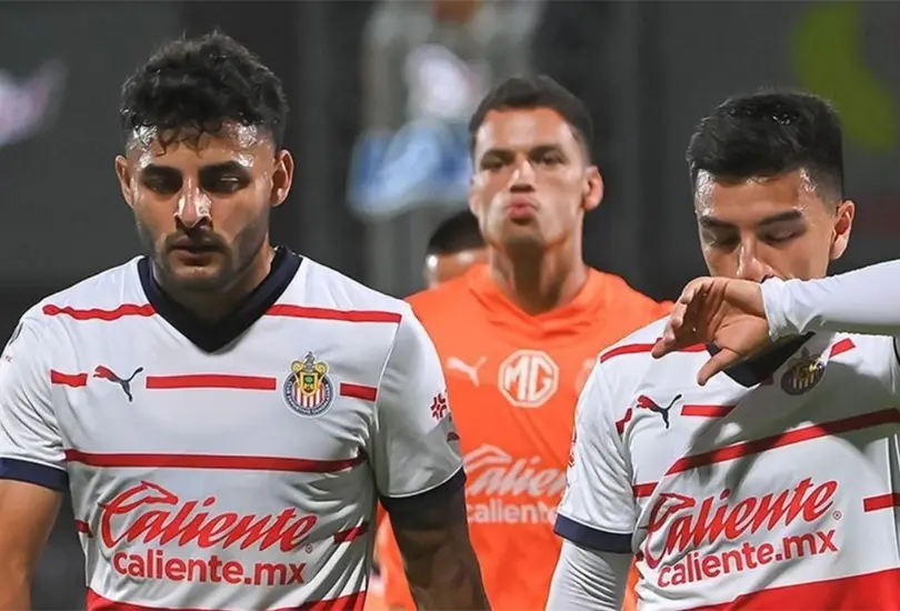 Chivas podr&iacute;a ser sancionado por FIFA.