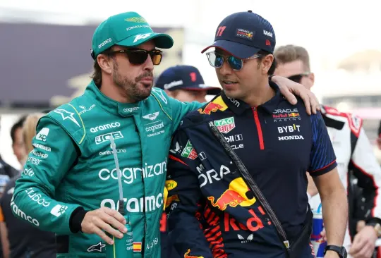 Checo Pérez ha sido objeto de rumores, ahora de un posible intercambio de Red Bull con Aston Martin por Fernando Alonso