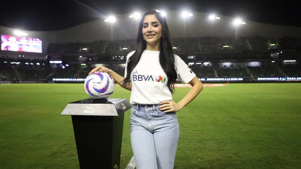 La mexicana es una popular modelo e influencer que ahora busca ser la Reina del Carnaval en la ciudad sinaloense.