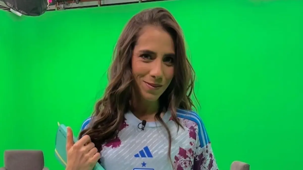 Es considerada una de las fundadoras de la Liga MX Femenil y su gran trabajo la llev&oacute; a ser la primera capitana del cuadro de la UNAM.