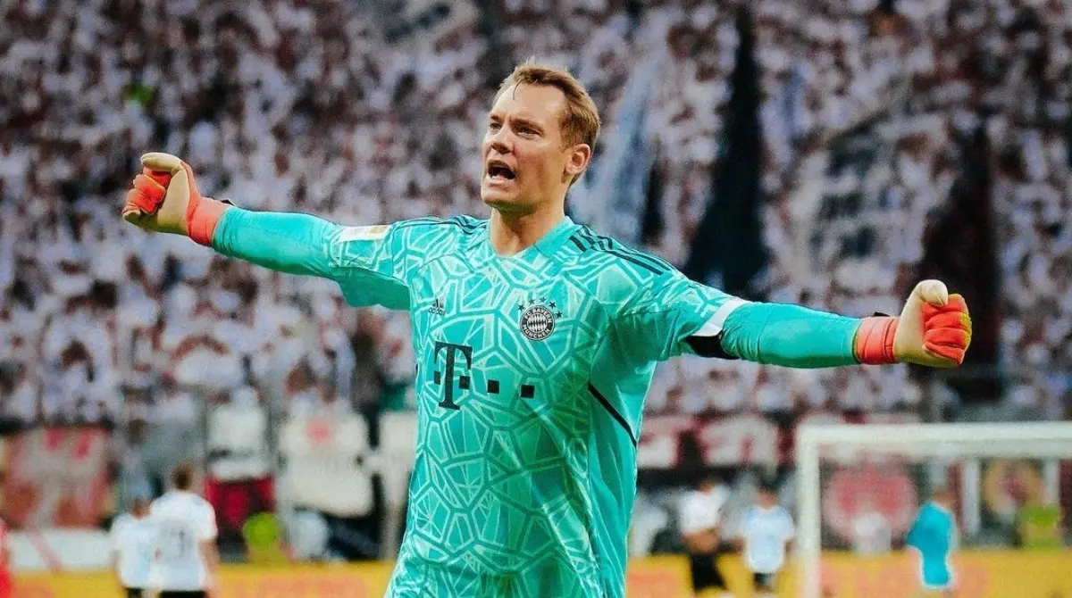 Manuel Neuer y Anika Bissel sostienen una relación desde 2020, cuando ella tenía 19 años de edad, situación que se hizo pública debido a la revista alemana Bunte.