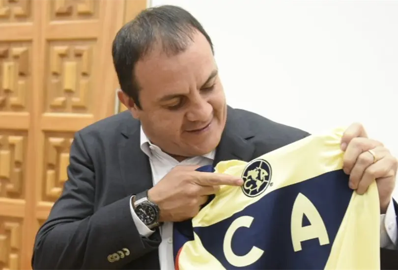 La afici&oacute;n no dud&oacute; en cargar contra uno de los m&aacute;ximos &iacute;dolos del equipo por menospreciar al equipo femenil.