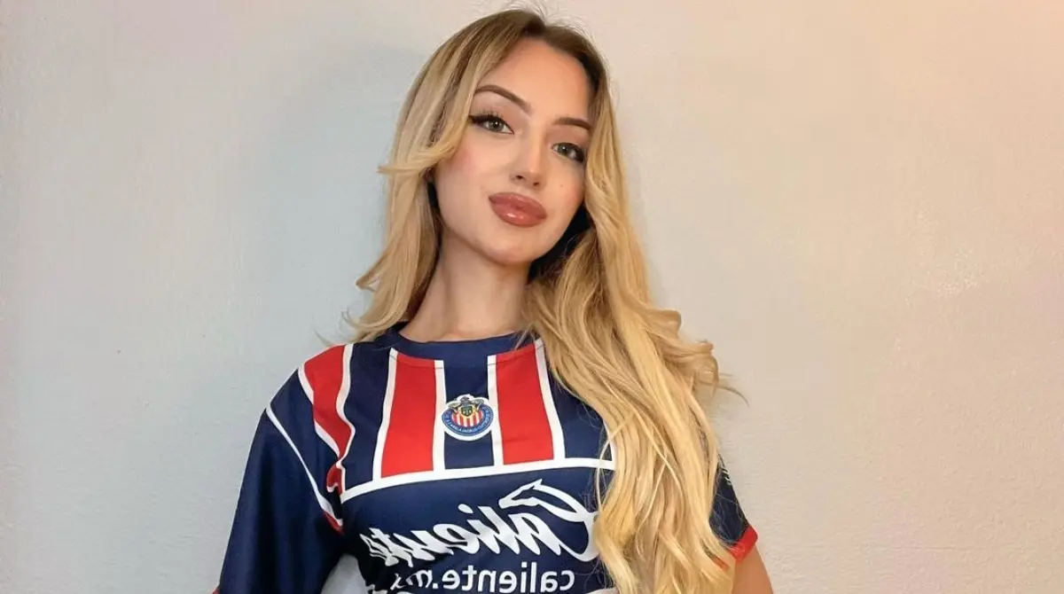 Paulina Gallegos se ha identificado como una de las seguidoras del 'Rebaño Sagrado' con mayor popularidad en redes sociales.