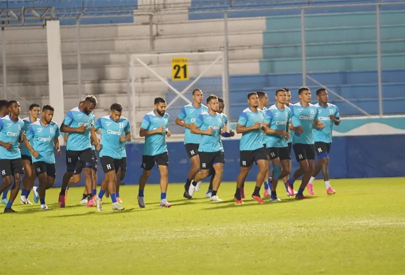 Un jugador de Honduras no se intimid&oacute; ante la Selecci&oacute;n Mexicana y los amenaz&oacute; previo a su duelo en la Concacaf Nations League
