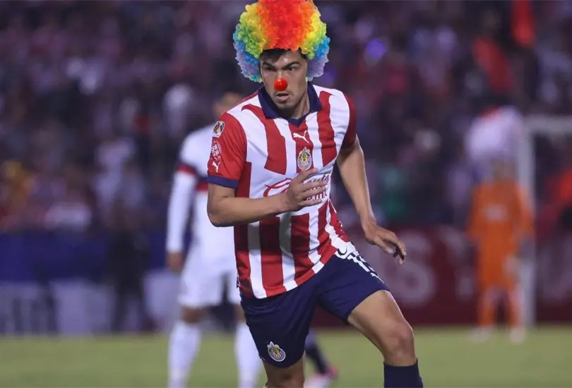 El Reba&ntilde;o Sagrado no sali&oacute; bien librado de su amistoso contra el Tapat&iacute;o y la afici&oacute;n no se las perdon&oacute; en redes.