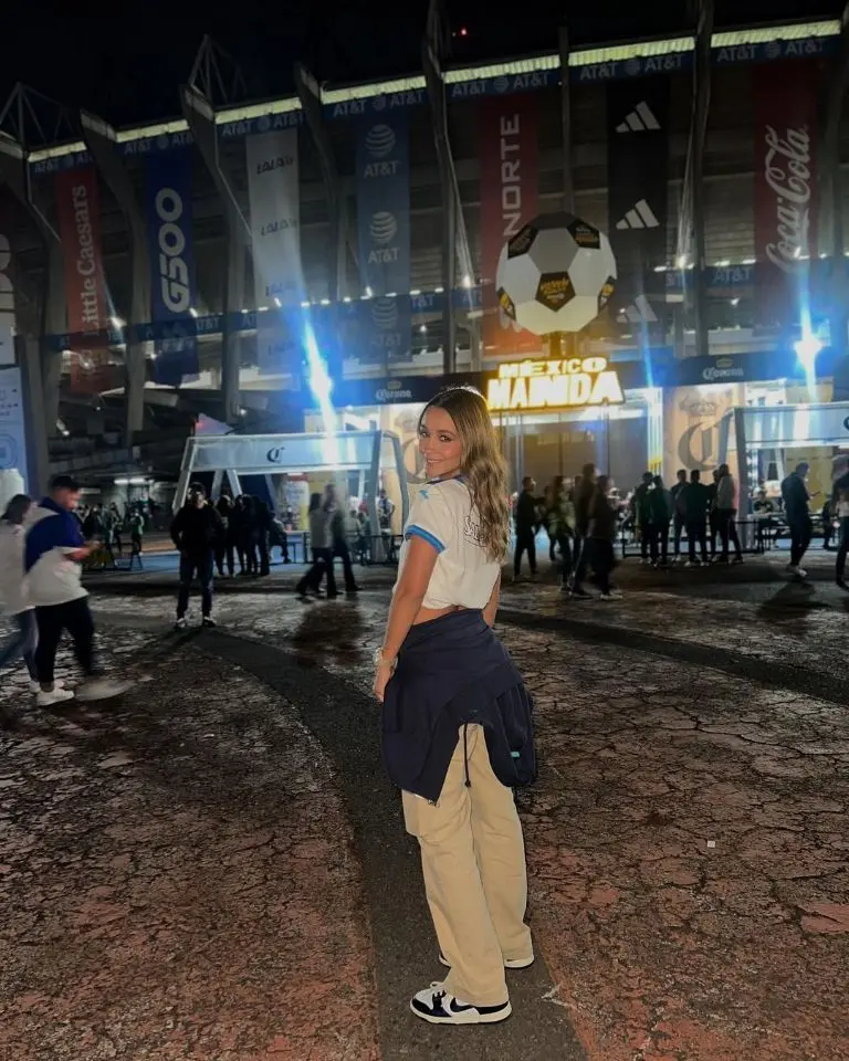 La rubia contó paso a paso su viaje a la Ciudad de México.