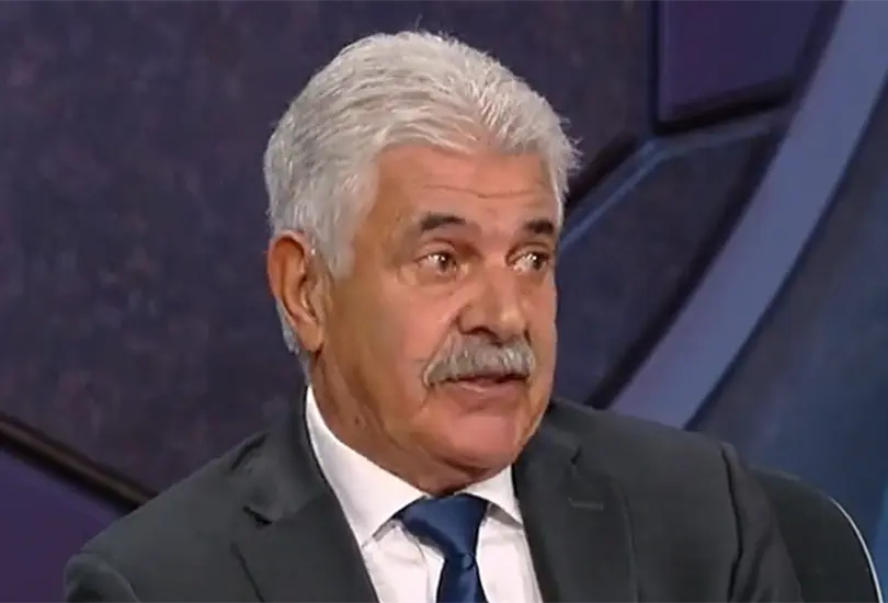 Ricardo Ferretti puso en tela de juicio la honestidad del América. Ricardo Ferretti puso en tela de juicio la honestidad del América.