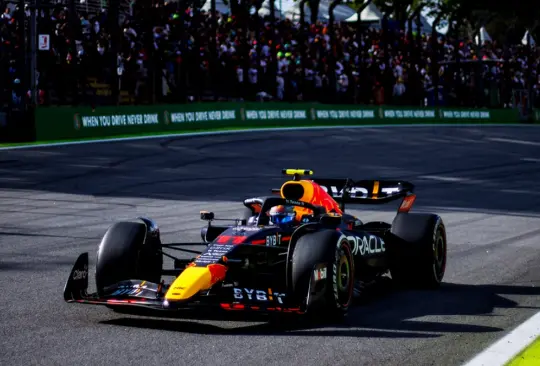 El piloto mexicano tuvo mala suerte en la carrera por la clasificación, pues terminó de manera prematura por el mal clima. El piloto mexicano tuvo mala suerte en la carrera por la clasificación, pues terminó de manera prematura por el mal clima.