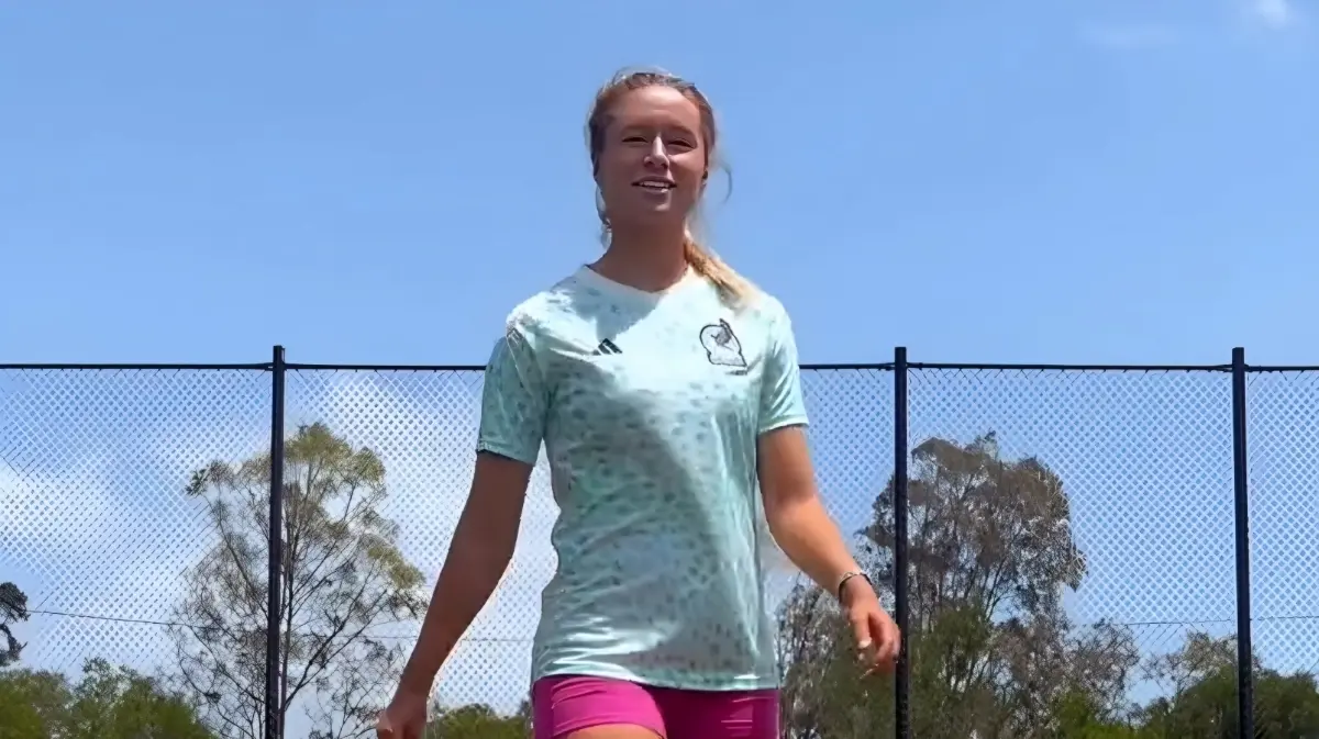 En una de sus historias de Instagram comparti&oacute; que se encontraba jugando con la camiseta de la Selecci&oacute;n Mexicana.