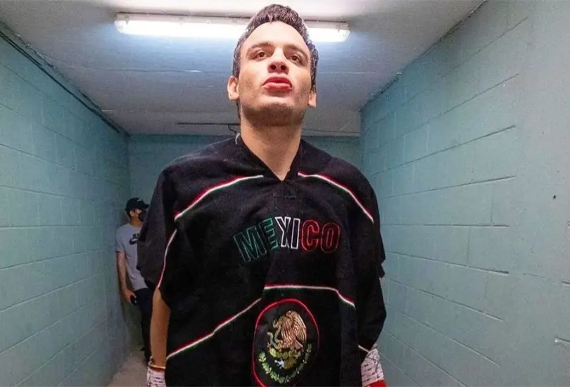 El boxeador estar&iacute;a internado en un hospital psiqui&aacute;trico luego de una presunta sobredosis que preocup&oacute; a su esposa.