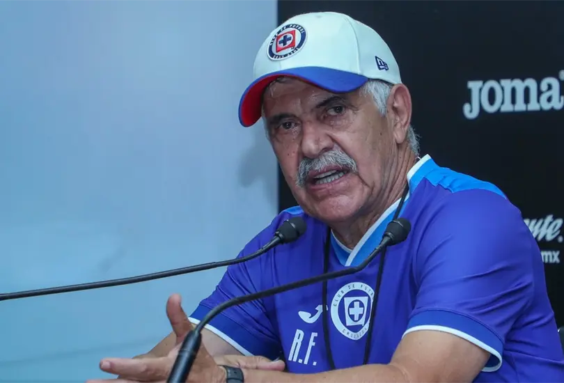 Tuca Ferretti revel&oacute; que la directiva de Cruz Azul le bloque&oacute; un fichaje