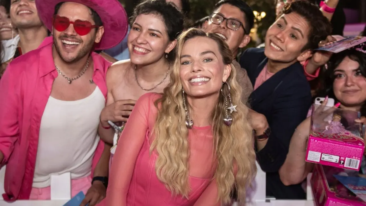 ¿MARGOT ROBBIE HA PARTICIPADO EN FILMS DEPORTIVOS?: Ella fue nominada al Premio Oscar a Mejor Actriz por interpretar a la exatleta olímpica, Tonya Harding, en el film biográfico, "Yo, Tonya".