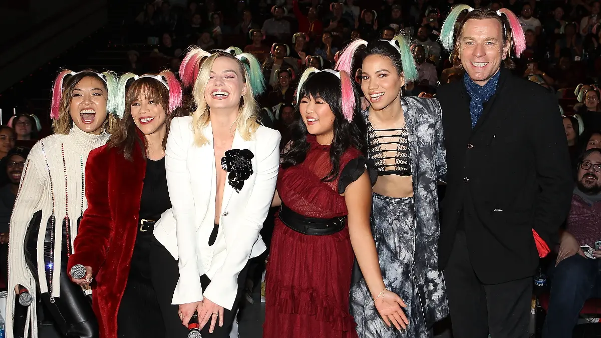 Para 2011, decidió probar suerte en Hollywood y su primer papel en los Estados Unidos fue en el programa de televisión, PanAm.