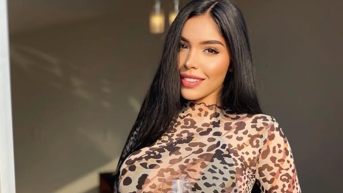 En la reconocida plataforma donde sube su trabajo para fans, la suscripci&oacute;n mensual cuesta 9.99 d&oacute;lares, aproximadamente 180 pesos mexicanos.