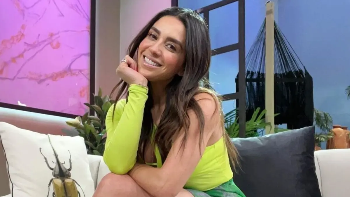 Si alguna vez te preguntaste qui&eacute;n es la voz femenina del Coloso de Santa &Uacute;rsula, ella es Nina Cervantes.