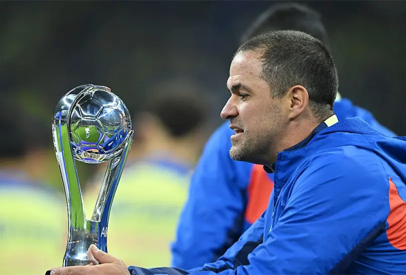 Andr&eacute; Jardine se uni&oacute; a un selecto grupo de DTs que debutaron como campeones con Am&eacute;rica