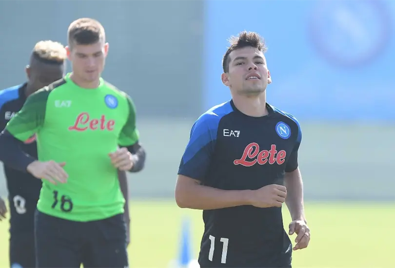 Chucky Lozano asegur&oacute; que estuvo en un estire y afloja con la directiva del Napoli 