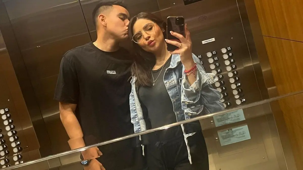 Fue en 2020 cuando la pareja hizo oficial que estaban en una relaci&oacute;n y siguen juntos hasta la actualidad.