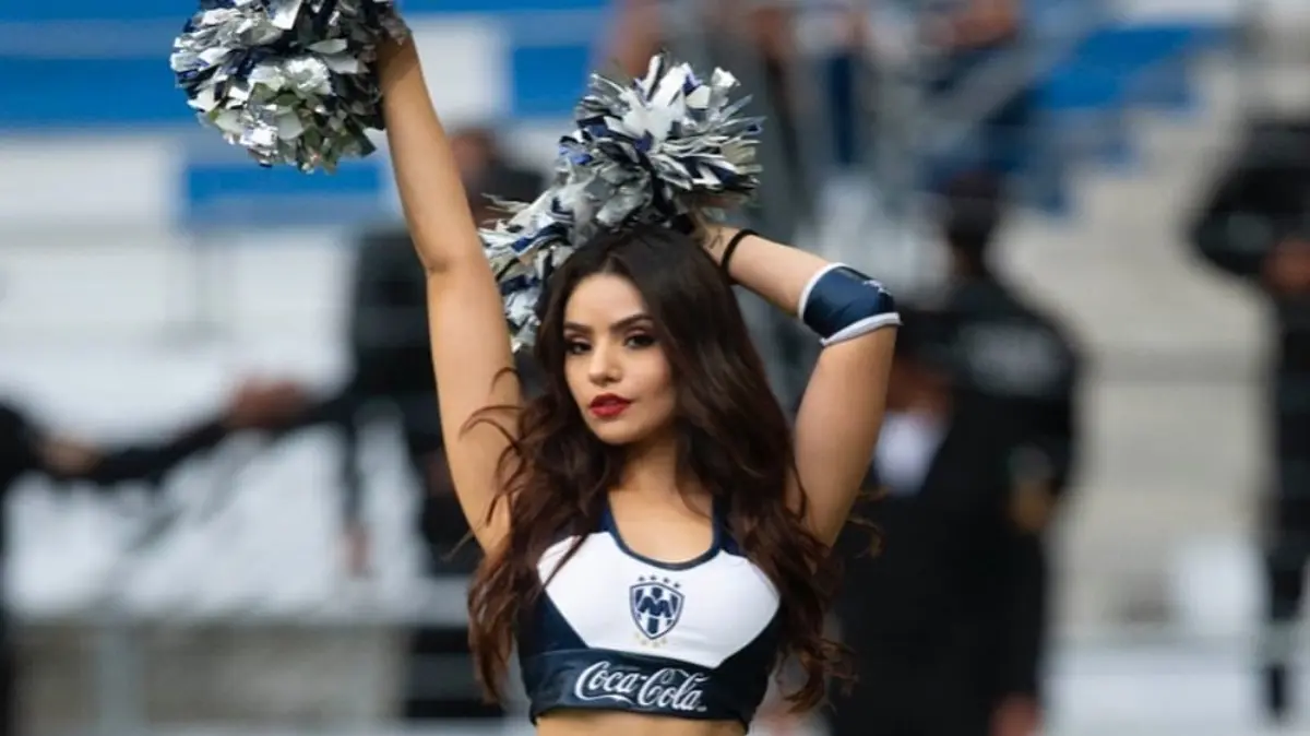 Anah&iacute; S&aacute;nchez Cisneros es la actual pareja, actual prometida, de Carlos Rodr&iacute;guez, futbolista que milita en Cruz Azul.