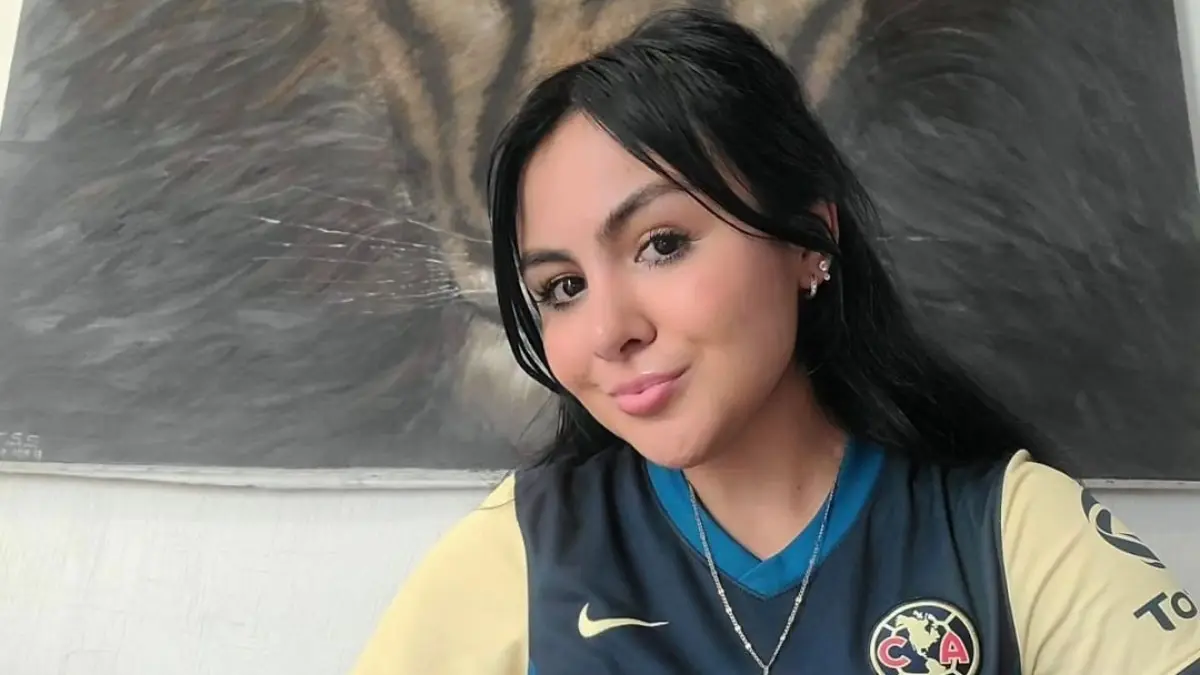 Su preparación no terminó ahí, pues tiene una maestría en periodismo y comunicación deportiva.