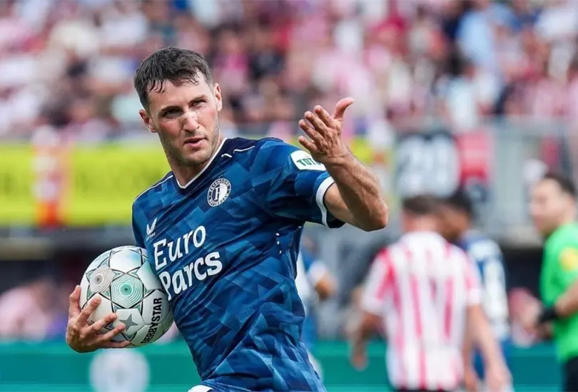 Santiago Gim&eacute;nez se ha convertido en uno de los jugadores m&aacute;s importantes del Feyenoord 