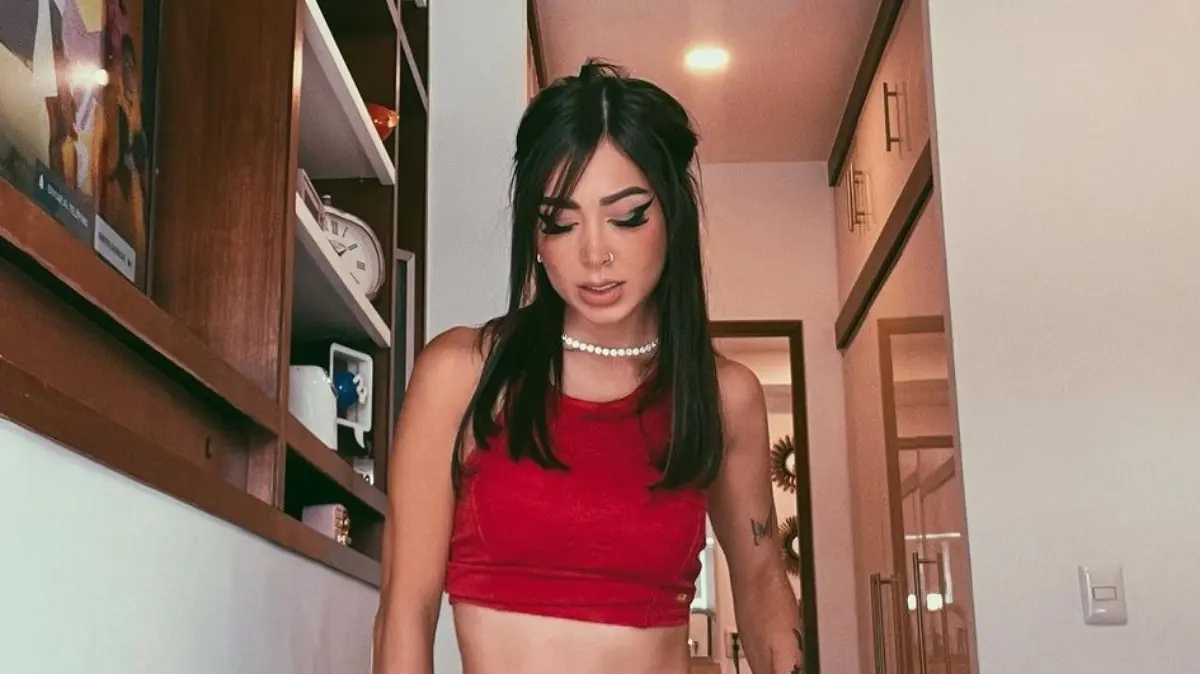 La influencer ha incursionado en distintas plataformas, sin embargo ahora sorprendi&oacute; con sus habilidades en el futbol.