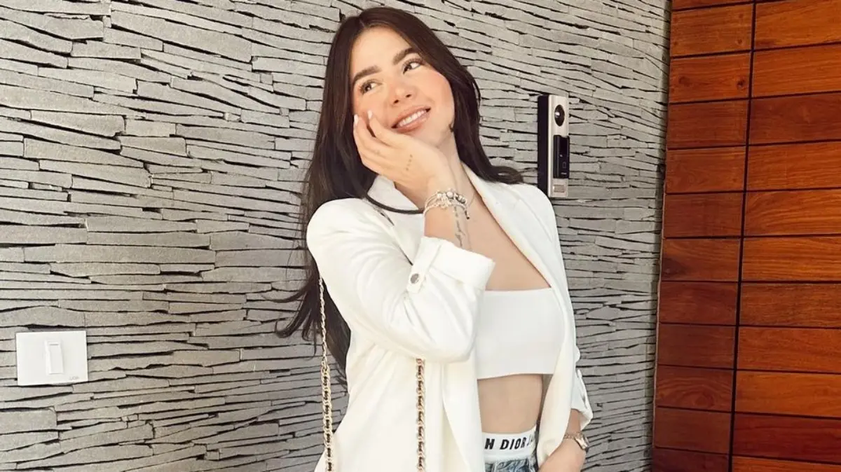 Esto la ha puesto en la mira de muchos aficionados que la han tachado de interesada, pues el jugador es uno de los mejores pagados de Chivas.