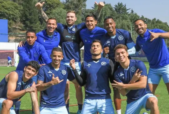 La FIFA metería mano dentro de Cruz Azul por culpa de Carlos Salcedo y también de Jesús Dueñas.