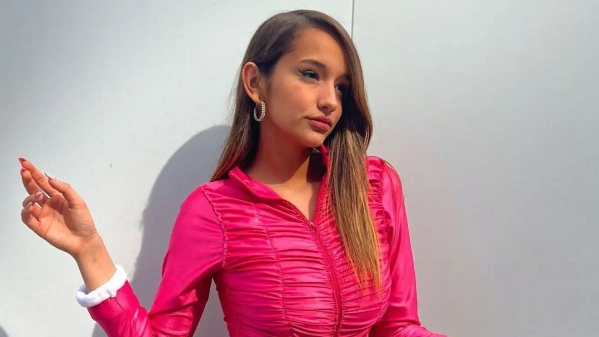 Naci&oacute; el 3 de diciembre del 2003, por lo que recientemente cumpli&oacute; 20 a&ntilde;os de edad y los celebr&oacute; con su pareja.