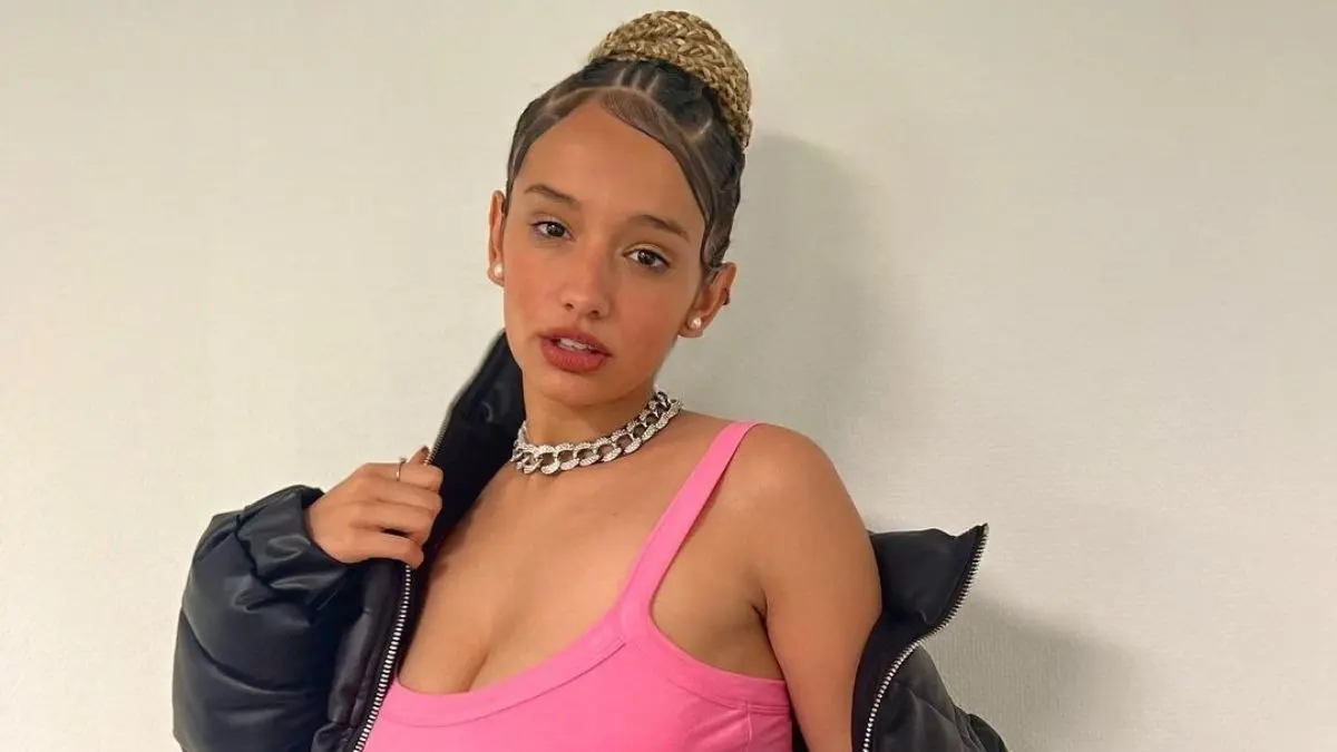 Agos Nisi es una popular cantante e influencer argentina que presume su noviazgo con Luca Mart&iacute;nez Dupuy.