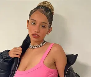 FOTOS | Agos Nisi, la cantante argentina que conquist&oacute; a Luca Mart&iacute;nez Dupuy