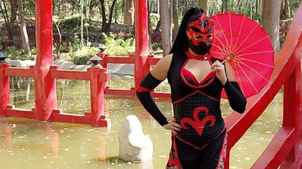 Entre su contenido también presume todo el trabajo que hace para mantenerse en forma, todo en pro de dar un buen espectáculo.