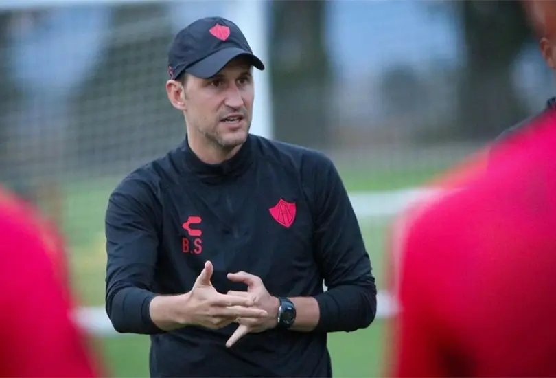 Be&ntilde;at San Jos&eacute; explic&oacute; sus pol&eacute;micas declaraciones sobre los t&iacute;tulos del Atlas.