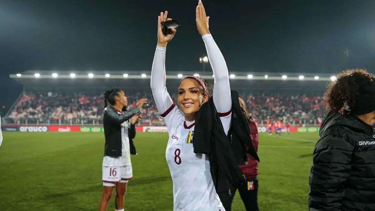 Es una auténtica referente de su selección, pues es una pieza importante del país, por lo que tiene constantes convocatorias.