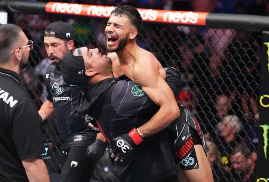 Yair Pantera Rodríguez se convirtió en el segundo campeón en la historia de la UFC en nacer en México tras vencer a Josh Emmett vía rendición.