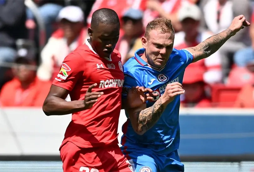 Toluca sumó tres puntos y hunde más a Cruz Azul. Toluca sumó tres puntos y hunde más a Cruz Azul.