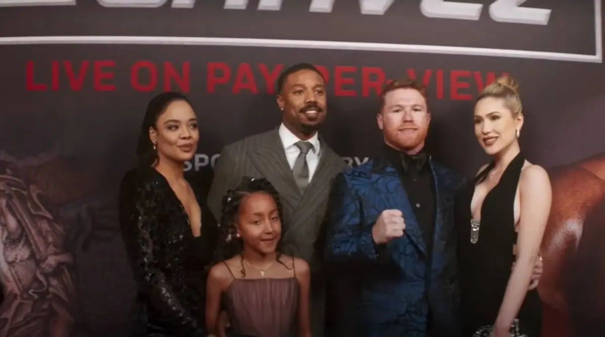 'Canelo' Álvarez incluso tuvo su debut en la pantalla grande en la película de Michael B Jordan, 'Creed III' que está próxima a estrenarse en México, otra de las demostraciones de su evolución a lo largo de su carrera en el box. 