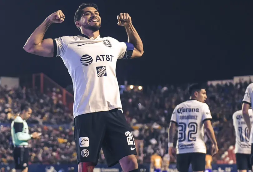 Henry Martín volvió a anotar en la victoria del América ante San Luis e hizo historia al meterse en la lista de máximos goleadores del club. Henry Martín volvió a anotar en la victoria del América ante San Luis e hizo historia al meterse en la lista de máximos goleadores del club.