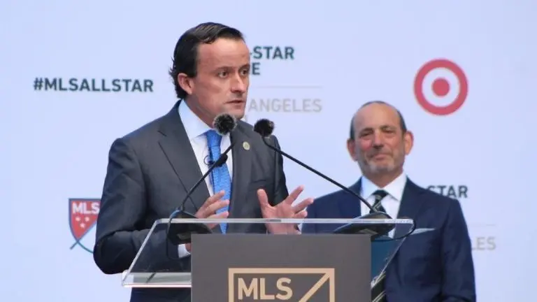 El presidente de la Liga MX, Mikel Arriola, en los últimos años ha trabajado con la MLS. Foto: Referee